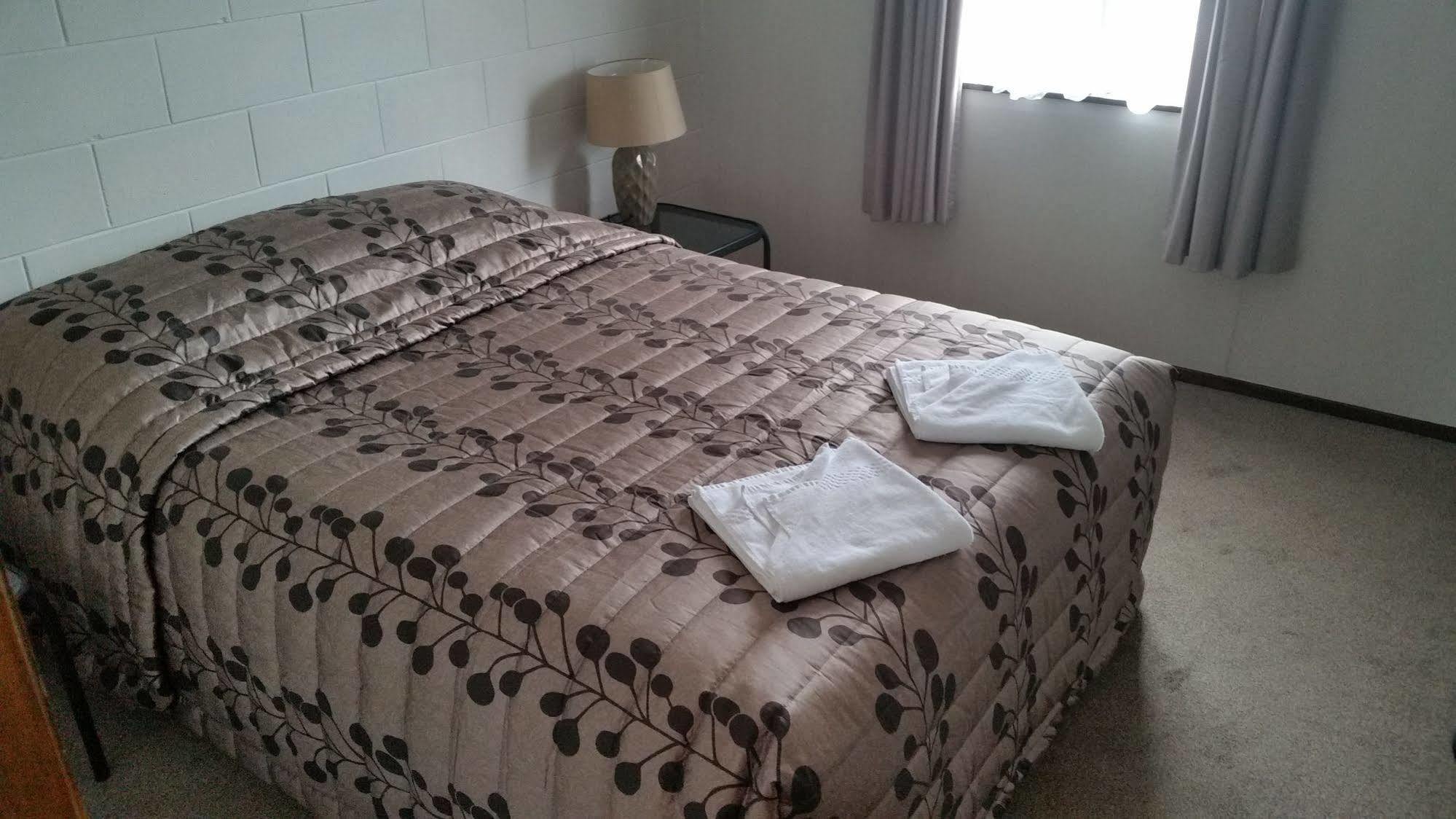 Stonehaven Motel Фангареи Экстерьер фото